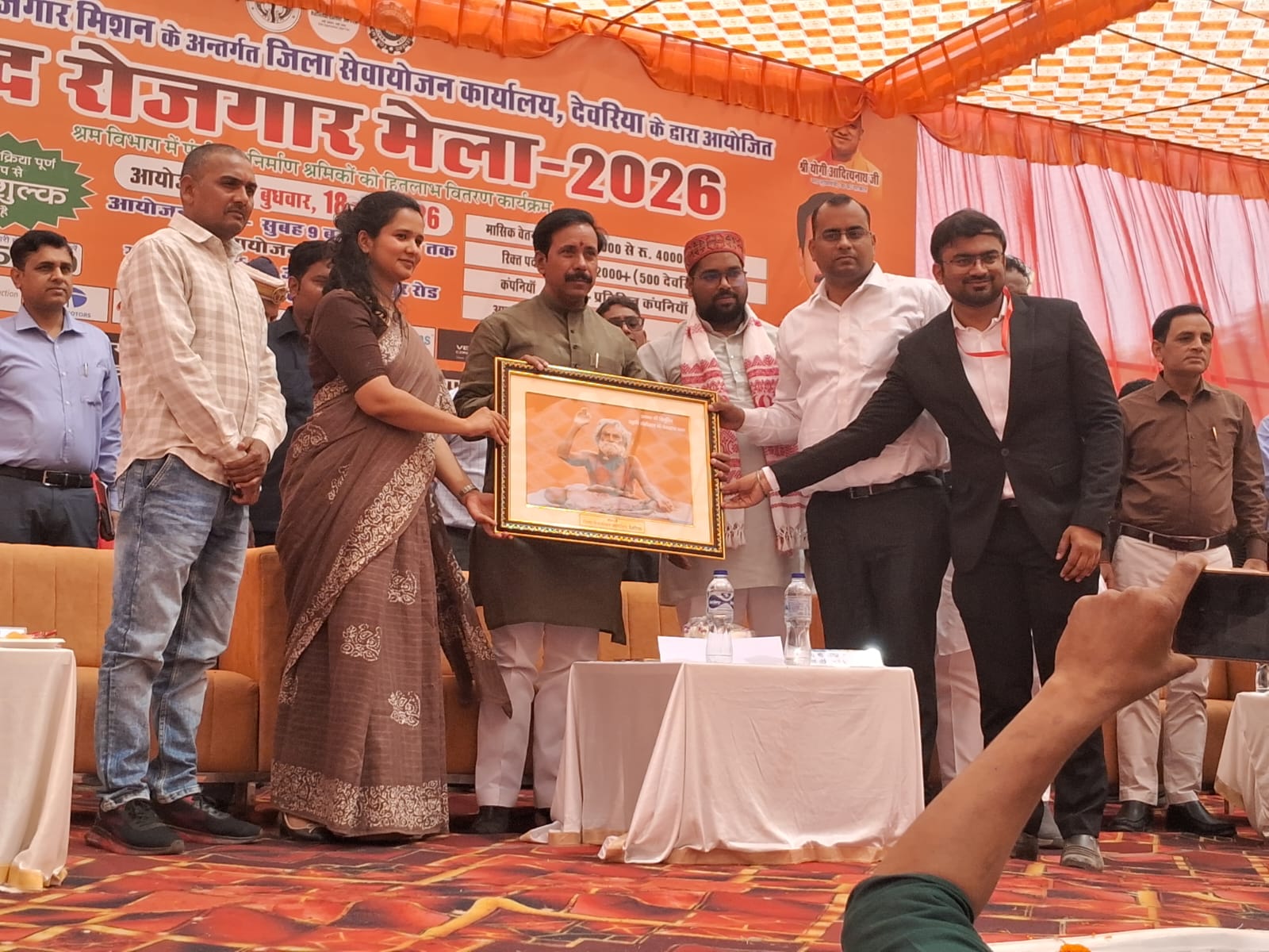  देवरिया | वृहद रोजगार मेले में 1711 अभ्यर्थियों का प्रारंभिक चयन